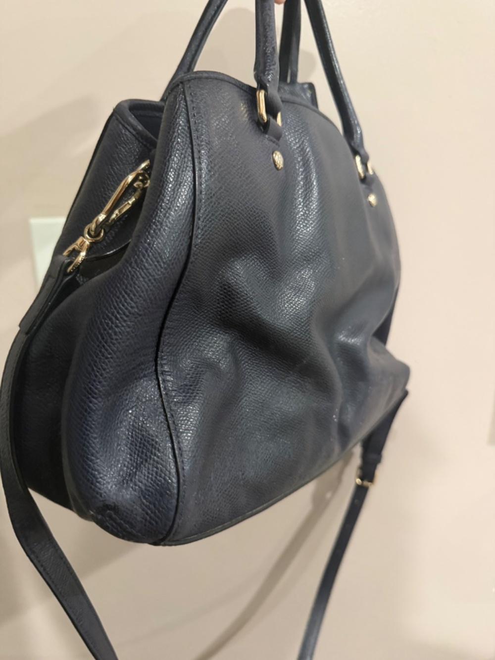 Coach purses - Picture 2 of 4